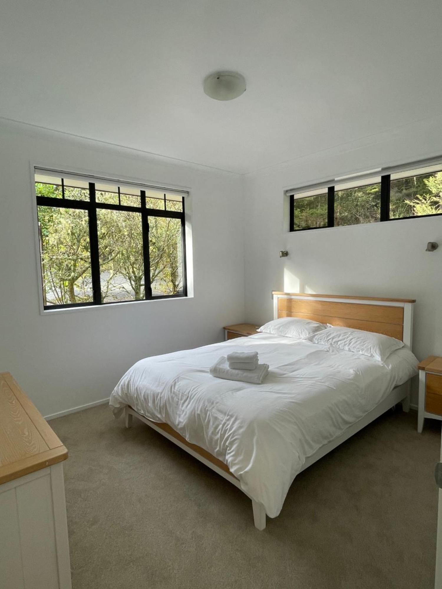 Charming Home Near Nature Auckland Exterior photo