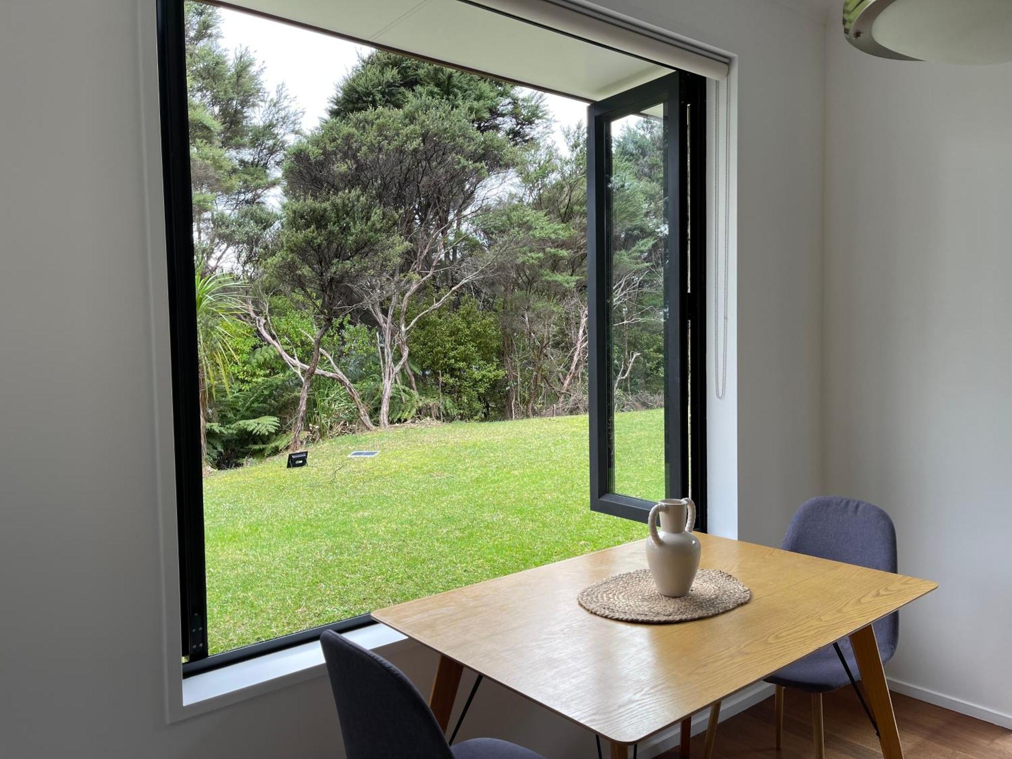 Charming Home Near Nature Auckland Exterior photo